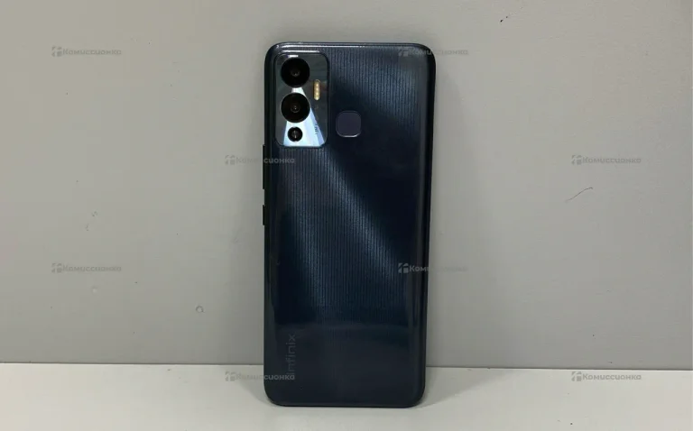 Infinix Hot 12 Play 4/64 ГБ
