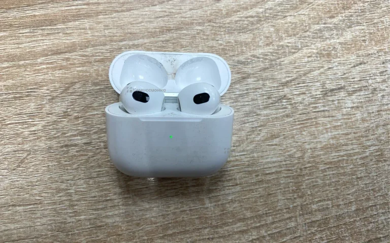 Наушники  Apple AirPods 3 поколения