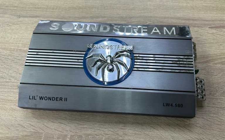 Усилитель Sounstream