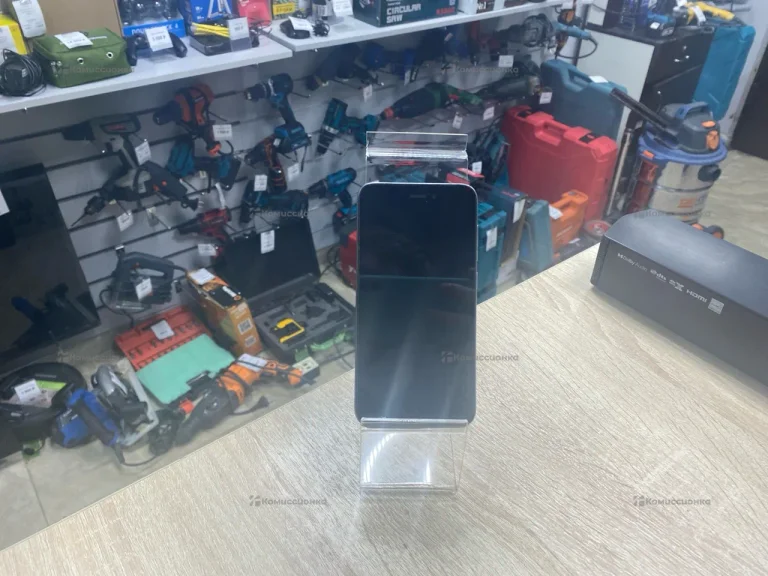 Xiaomi Redmi 5 2/16 ГБ