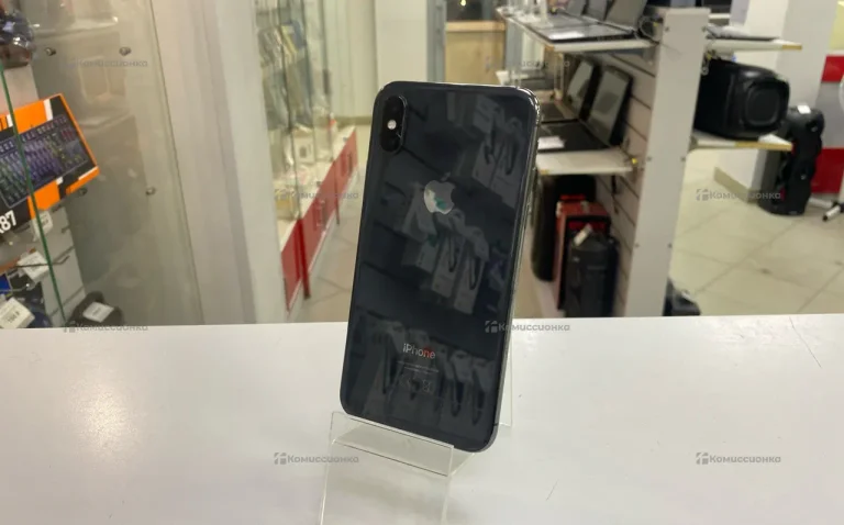 Apple iPhone X 3/64 ГБ