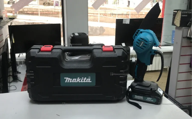 Пила аккумуляторная цепная мини садовая Makita(реп