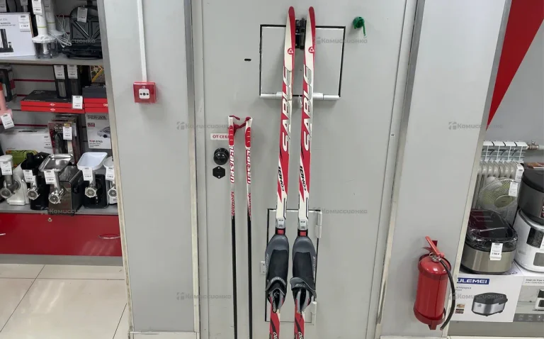 Лыжи Galaxy с креплением salomona 180cm+ботинки s