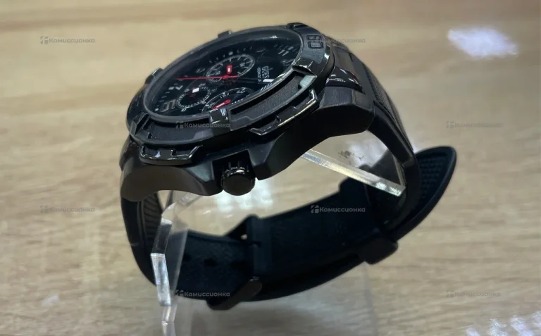 Часы  GUESS W1254G2