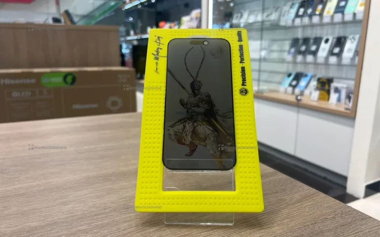 Защитное стекло Monkey King 9H PRIVACY для Iphone 15 PRO (Z)