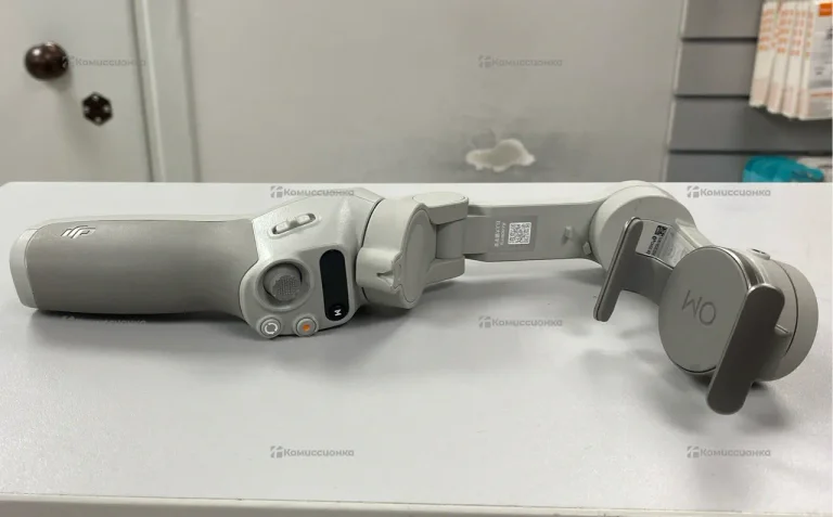 Стабилизатор для сьемки dji osmo mobile se