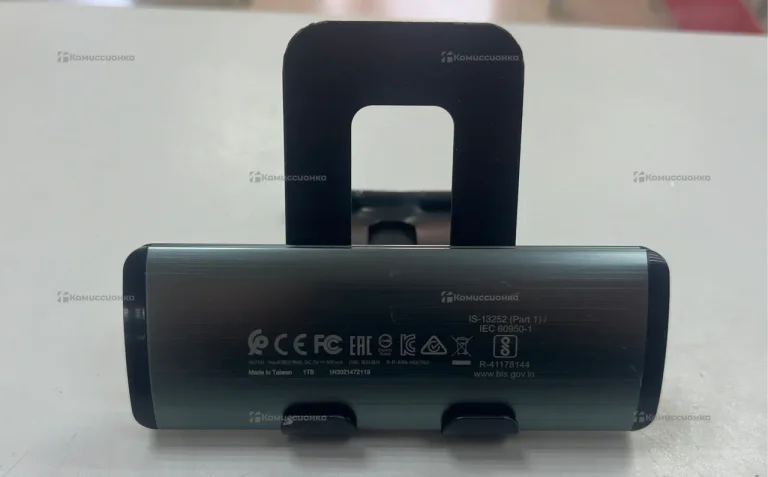Жесткий диск  SSD ADATA SE760