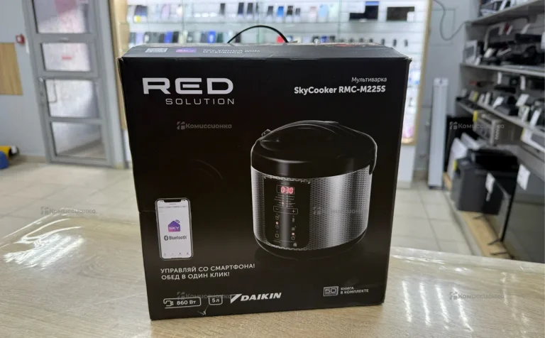 Мультиварка Red RMC-M225S