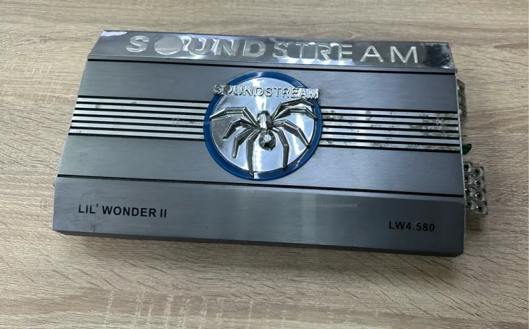 Усилитель Sounstream