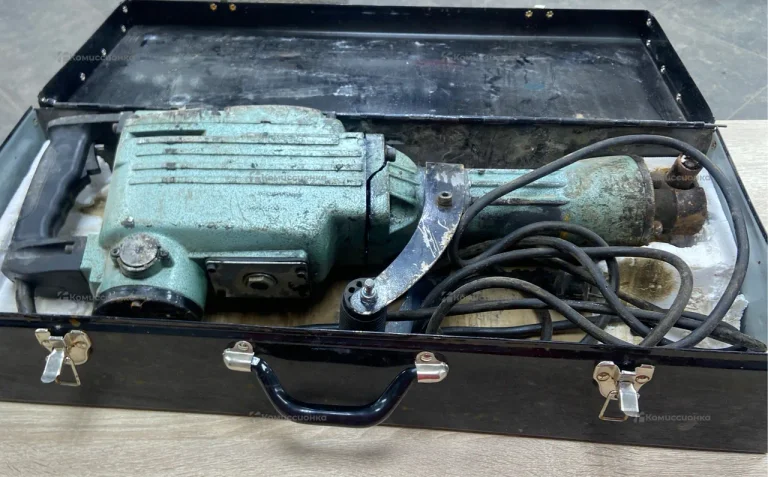 отбойный молрток Мох-1650