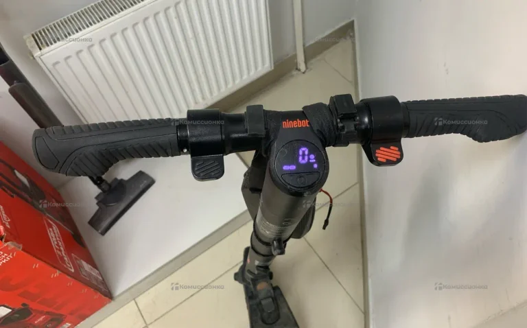 Электросамокат Ninebot