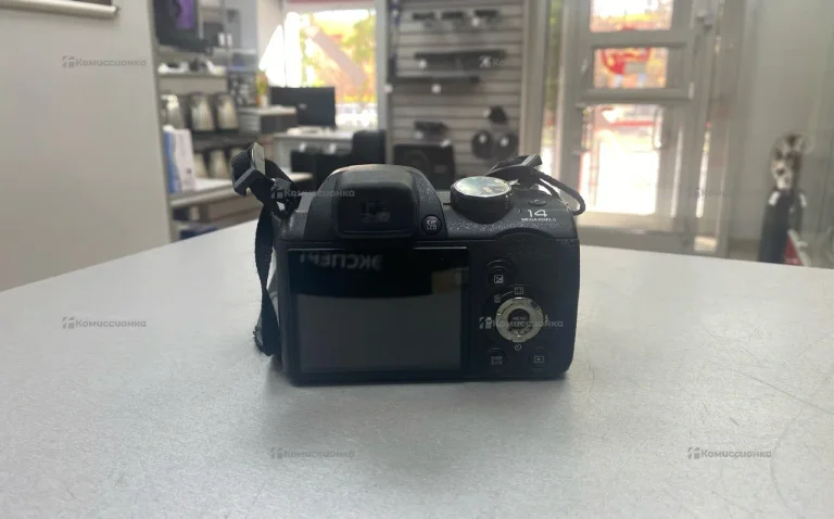 Фотоаппарат FinePix S3200