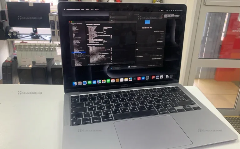 Ноутбук  MacBook Air 13 2020 256
