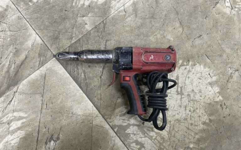 заклепочник электрический SK1008