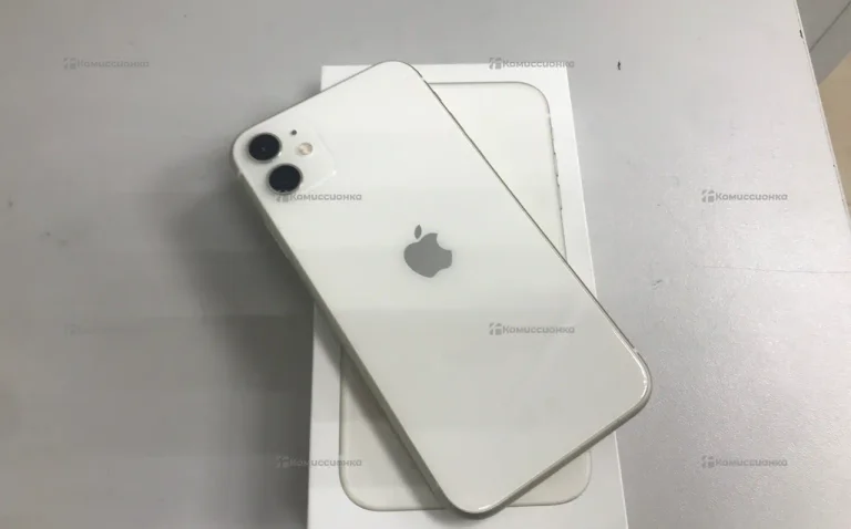 Apple iPhone 11 64 ГБ
