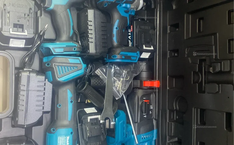 набор  4 в 1 Makita  4 Akb