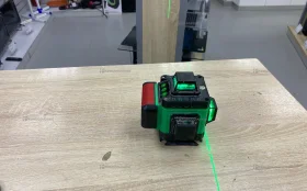 Laser Level Fliesen 4D