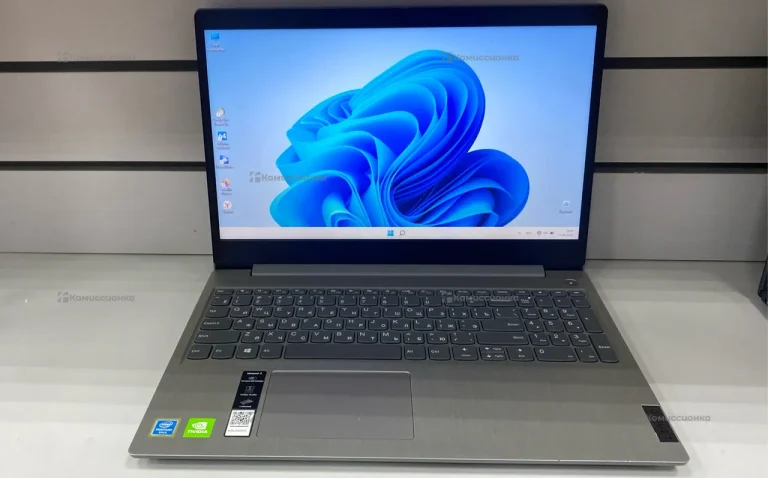 Ноутбук Lenovo Ideapad 3