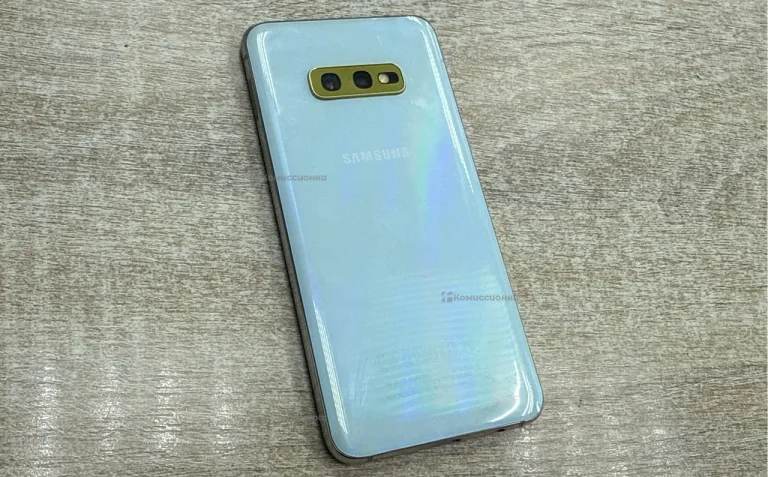 Samsung Galaxy S10e 6/128 ГБ