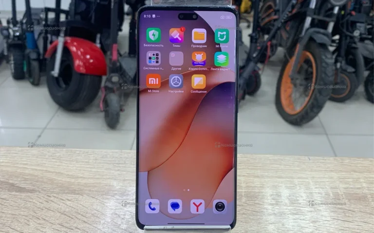 Xiaomi 13 Lite 8/256 ГБ