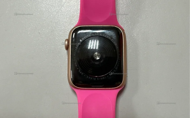 Apple a2352