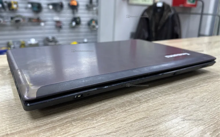 Ноутбук  Lenovo
