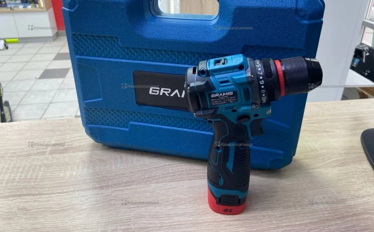 Шуруповерт GRAMIS 18V