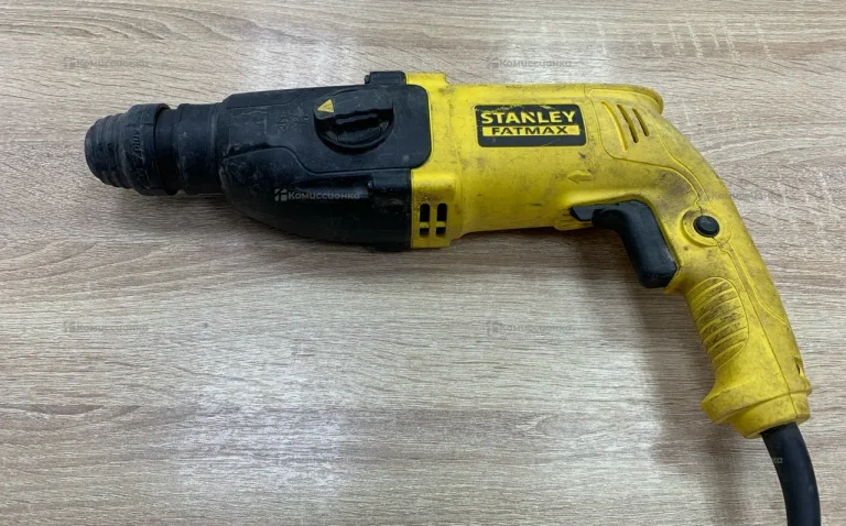 Перфоратор Stanley