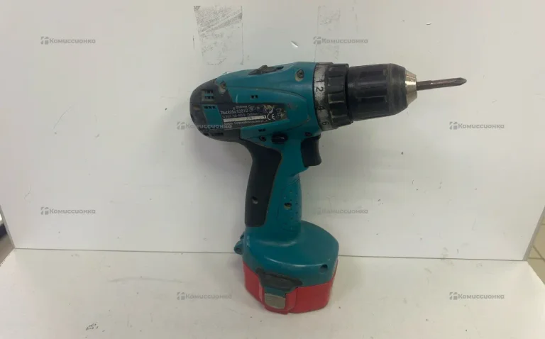 Шуруповерт Makita 6281D