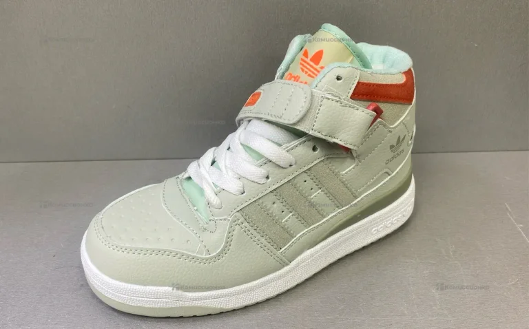 Кроссовки Adidas 36p зима