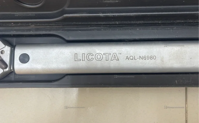 Динамометрический ключ Licota n6970