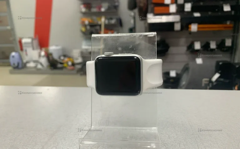 Часы  Apple Watch Series 3 38mm