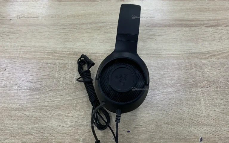 Проводные наушники Razer Krakrn X lite