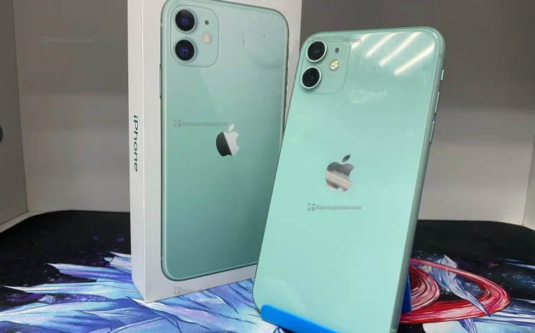 Телефон Apple iPhone 11 4/64 ГБ