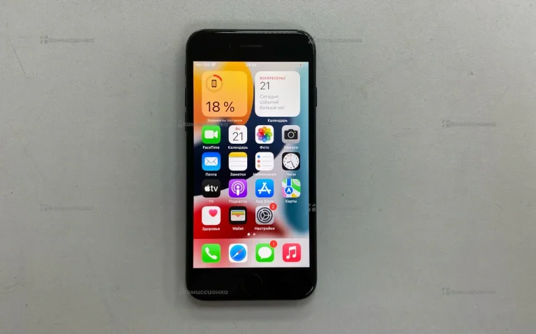 Apple iPhone 7 32 ГБ.