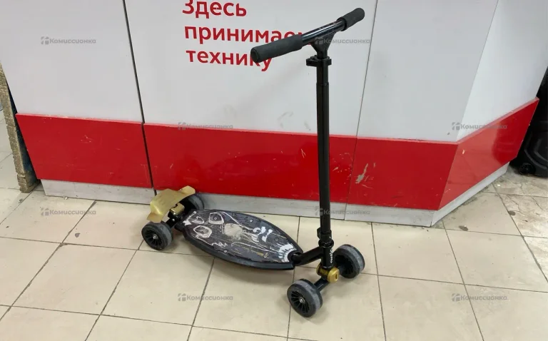 Четырехколесный самокат Oxelo