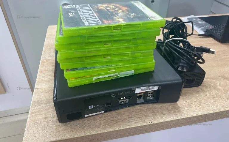 Приставка Xbox 360 4гб + Игры