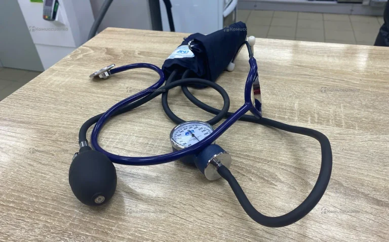 Механический тонометр