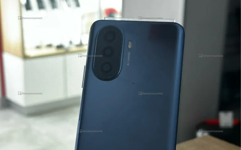 Huawei Nova Y70 4/128 ГБ
