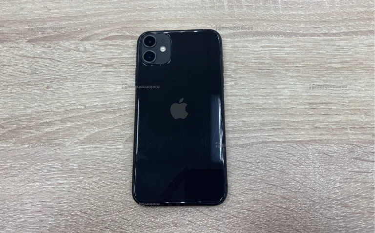 Apple iPhone 11 4/64 ГБ