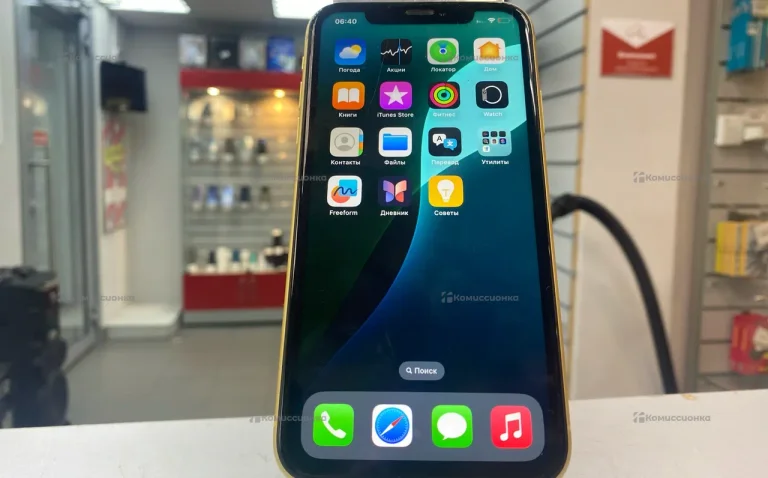 Apple iPhone XR 64ГБ