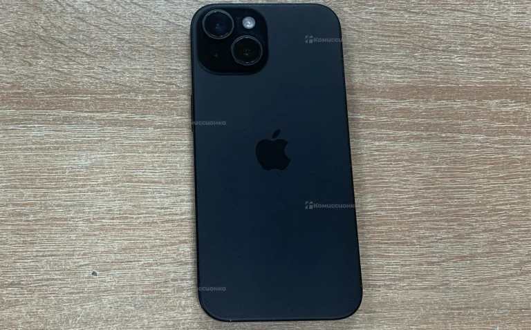Apple iPhone 15 6/128 ГБ