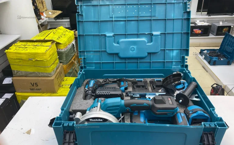 Набор Makita 4/1 реплика (шуруповерт+УШМ+лобзик+Ци