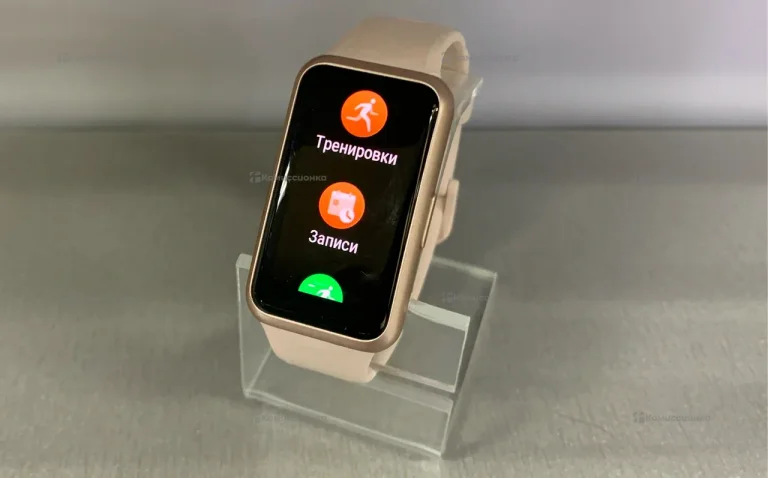 Часы  Huawei Band 7
