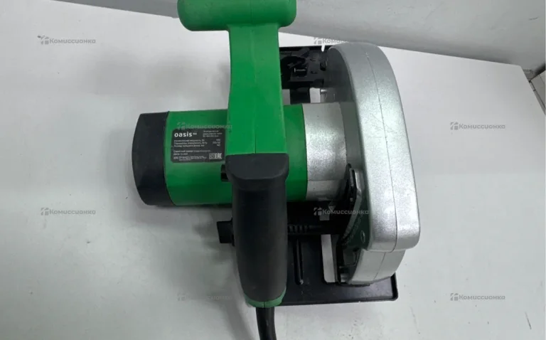 Дисковая пила Oasis PC-140