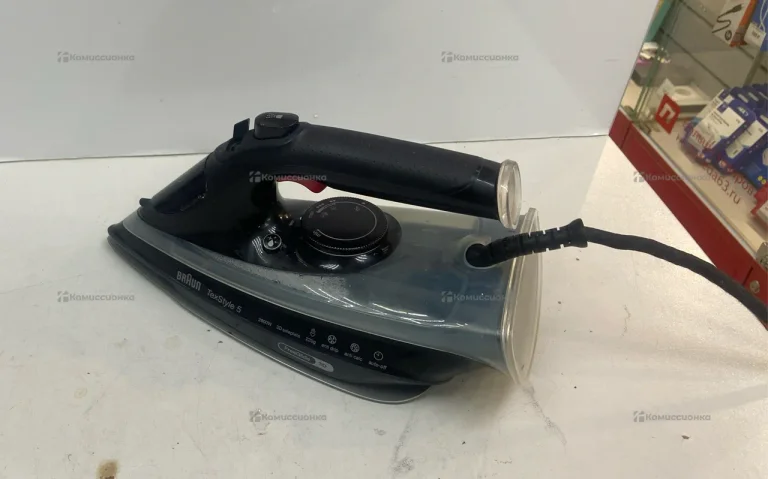 Утюг Braun