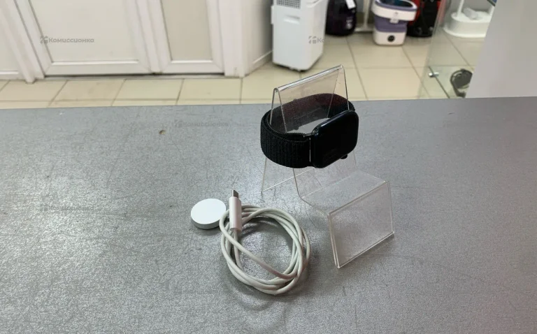 Часы  Apple Watch Series 9