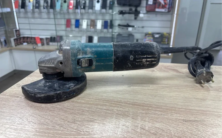 УШМ makita 9555NB
