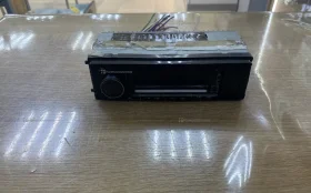 Автомагнитола  черная