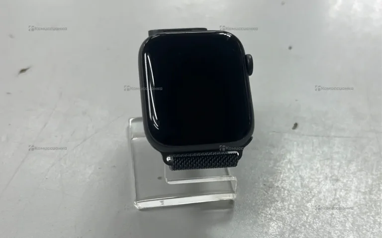 Часы  Apple Watch Series 5 44mm